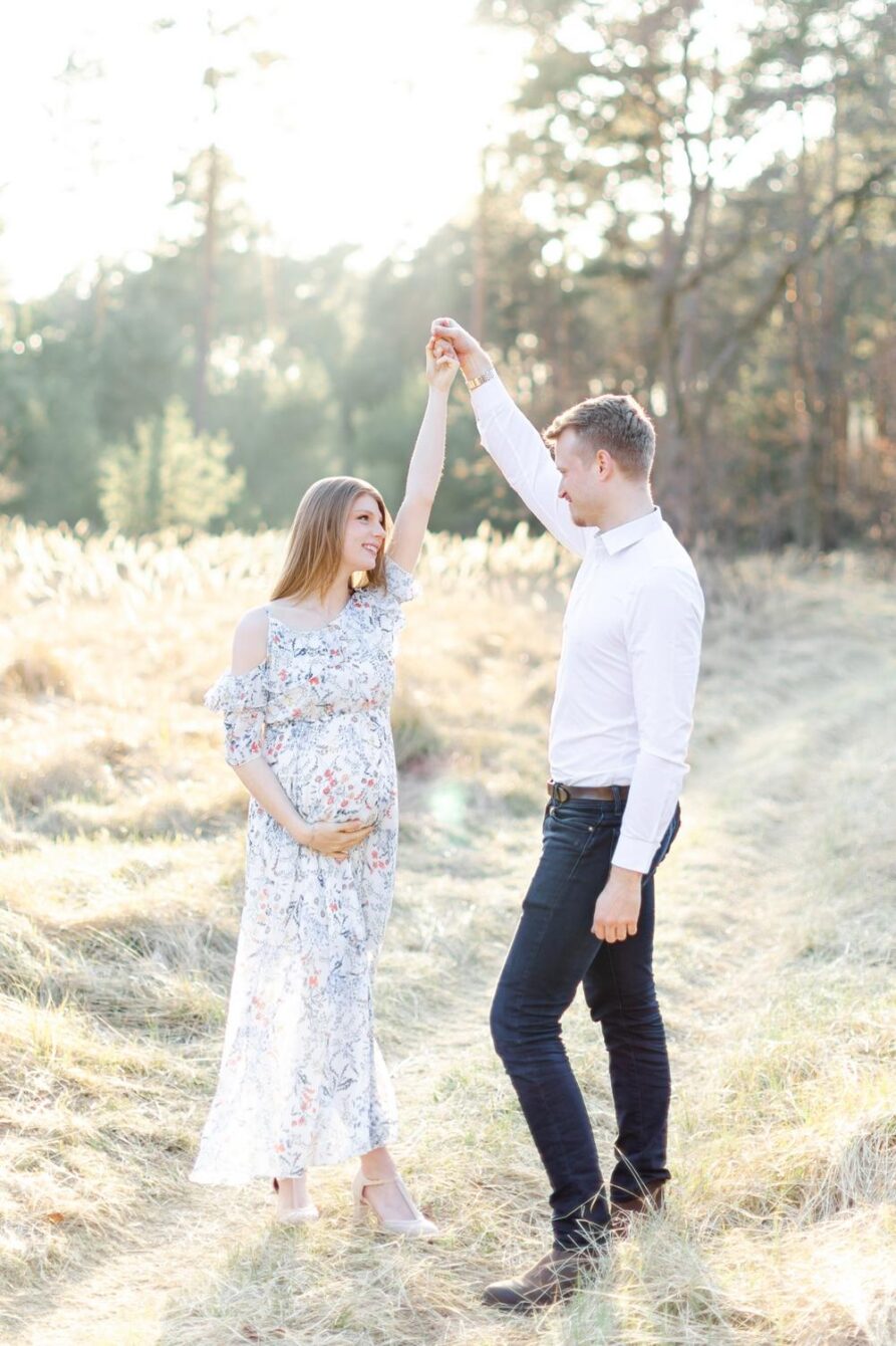 Babybauch Shooting mit Partner